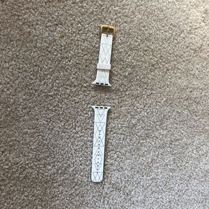Small Apple Watch series 1 wrist band